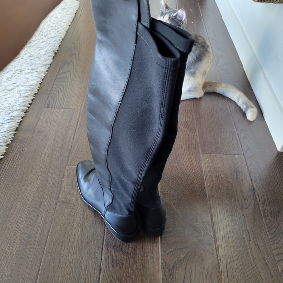 Clarks Knee High Boots Womens - Picture 5 of 5